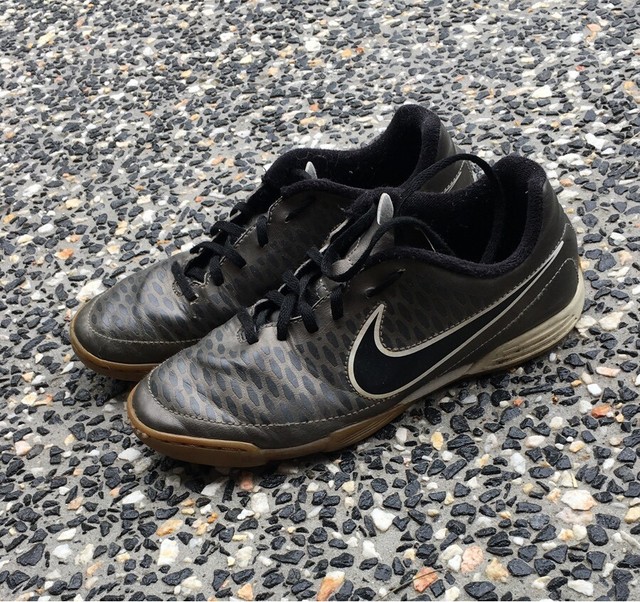 futsal boots uk